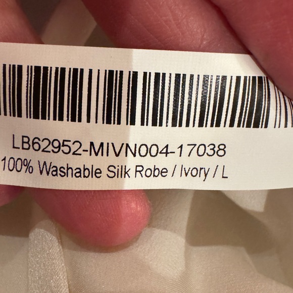 Quince 100% Washable Mulberry Silk Robe, NWT, Various - Picture 5 of 10